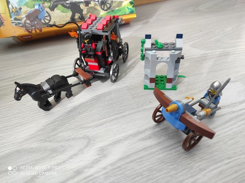 Lego castle 70401 goldraub - lego,