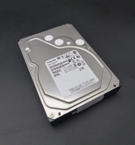 2tb sata toshiba mg04aca200e - sata,