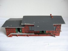 ET490* AUHAGEN H0 Großer Güterschuppen gebaut