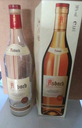 Leere liter asbach - liter,