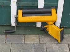 ROMEICO Fensterleder Rollenpresse zur Wandbefestigung - LEDERHEXE Oldtimer