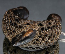 Antiker großer Armreif aus