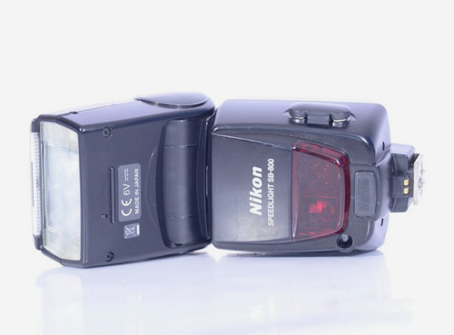 Nikon 800 speedlight - nikon,
