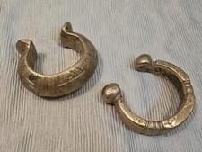 2x Afrikanische Bronze