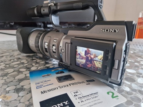 Sony dcr vx2100e - minidv, video
