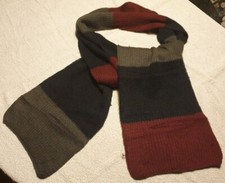 Bordeaux schwarz grau gestreifter Schal von KIK