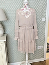 JOOP! Kleid aus Chiffon mit Crinkle-Effekt Gr. 38 mit romantischen Volants