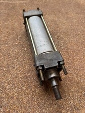 DDR Orsta Pneumatik Zylinder Pneumatikzylinder TGL 20747/02 mit und ohne Bremse