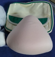 Amoena Brustprothese , Size 6, weiche Leicht-Stoff-Prothese