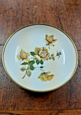 dekorative Obstschale mit