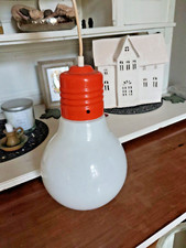 GLÜHBIRNE - DECKENLEUCHTE /