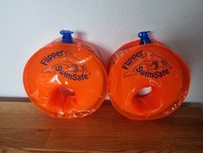Flipper Swimmsafe Schwimmflügel  11-30 kg Top Zustand