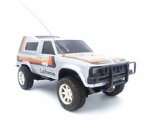Toyota Hilux California 4WD Ferngesteuert Alt Auto RC Vintage Nikko Tronico 1982