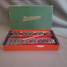 Musikinstrument Metallophon