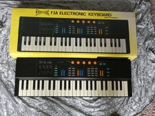 Keyboard mit Batterie- oder Netzteilbetrieb guter Zustand  