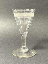 Kelchglas, farbloses Glas mit