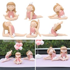 Niedliche Yoga Pose Figur