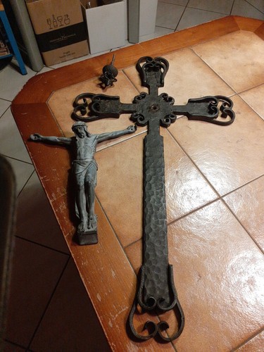 Altes kreuz kruzifix - kreuz,