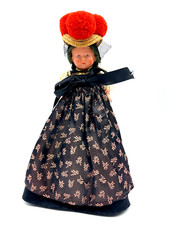 TEEPUPPE Reiseandenken Souvenir Puppe Bommelhut Schwarzwald Tracht Halbpuppe