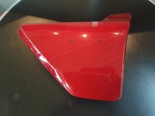 Suzuki  Seitenverkleidung