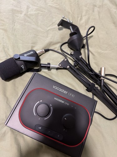 Focusrite vocaster one podcast - one,