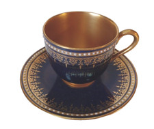 royal worcester Schrank Tasse und Untertasse Kobaltblau Schmucksteinen in gutem Zustand...