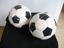 2 St Spardose Fußball aus Keramik, Durchmesser 12 cm, schwarz - weiss  