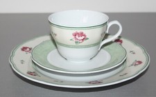 TCM Tchibo Kaffee- und Speise-Service hellgrüner Rand, rote Blume (bitte wählen)