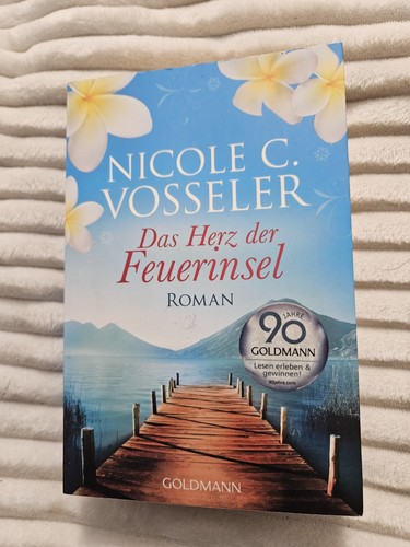 Das herz der - feuerinsel:, buch