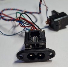 Netzbuchse mit Umschalter