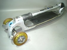 Micro   Kickboard Roller,   KicK Board (K 170 2). 