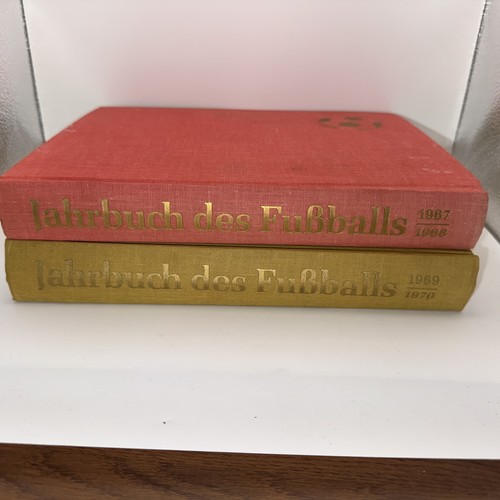 Jahrbuch des fußballs - 2x,