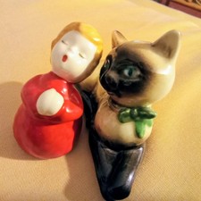 Siam-Katze und süßes