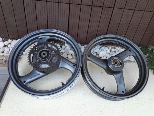 Suzuki 500 felge vorn - e,