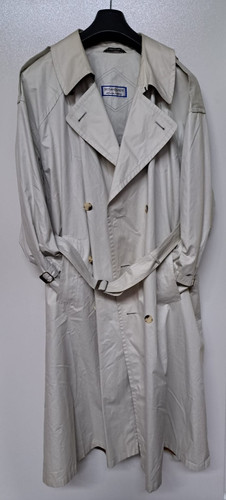 Yves saint laurent - b,