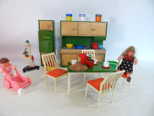 DDR Puppenstube Puppenstubenmöbel Küche Rekord Kühlschrank Essplatz Pflanze