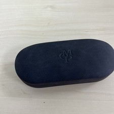 Etui für Brille der Marke