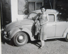 2 alte Fotos früher VW Käfer