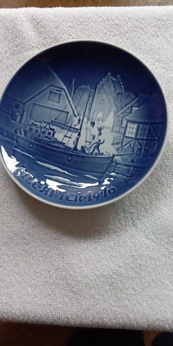 Royal copenhagen - royal,