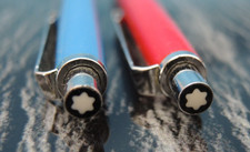 2x Montblanc 690 Traveller Kugelschreiber - Blau + Rot