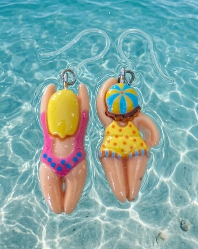 Lustige badefigur schwimmer - badefigur,