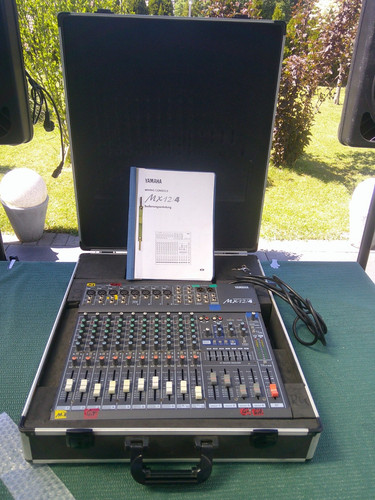 Yamaha mx12 mixing console - mx12/4,
