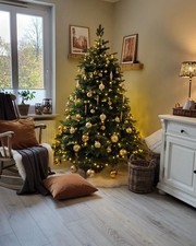 Künstlicher weihnachtsbaum - künstlicher,