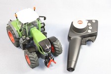 Siku 6880 Control Fendt 939 Traktor mit Fernsteuerung im Maßstab 1/32
