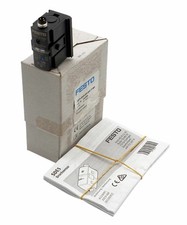 Festo SDE5-D10-O2-Q6E-P-M8 542891 0...10bar 100mA Drucksensor -unused/OVP-