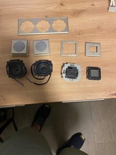 Busch Jäger UP Radio 8215 UR508 mit Lautsprecher und Abdeckungen