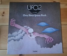 UFO 2 - Flying - One Hour
