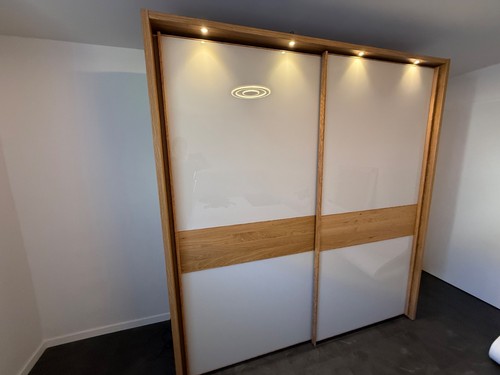 Schlafzimmerschrank mit