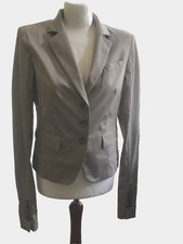 Schicke, beige kurze Blazer