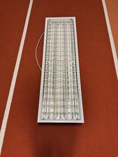 Sporthallen-Leuchten - Ballwurfsicher -Trilux Actison RSX 349 E – 16 Stück